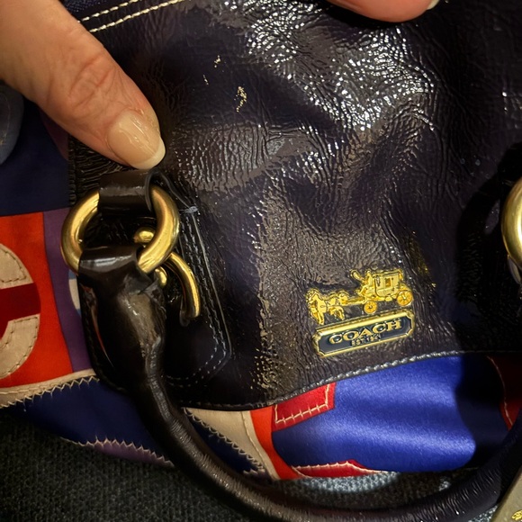 Coach Madison J0826-13232 Graphic Op Art Sabrina Resort Satchel in EUC - Picture 13 of 15